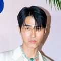 カリスマ俳優チャ・スンウォンの“素顔”…保護犬施設で見せた優しい笑顔と心温まる行動 画像