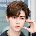 ZB1ジャン・ハオ、「GUCCIクルーズショー」にK-POPから唯一の出席！圧巻の美しさに世界が注目 画像