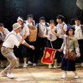 「渡辺えり古稀記念公演『りぼん』」　撮影：横田敦史