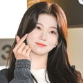 関西出身らしい“バラエティセンス”を披露？Billlie・ツキ、韓国ウェブバラエティ番組MCに抜擢！ 画像