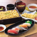 柚子切りそば・特選鮨２,１９０円（税込２,４０９円）
