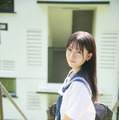 『【オールアザー版】鈴原希実 1st写真集 届け』撮影／熊木優