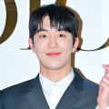 「除隊しました」照れ笑いのナム・ジュヒョク　ハン・ジミンとの再会にファン歓喜