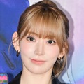 宮脇咲良、“布少なめ”の大胆露出コーデから圧巻スタイルがあらわに！「たまらん」「ビジュ良すぎ」【PHOTO】 画像