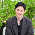 吉沢亮「その子にひと目惚れしちゃって」 学生時代の“大親友”登場で禁断の恋愛トーク！ 画像
