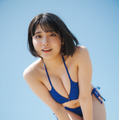 王道ビキニに美ヒップ…根本凪が魅せる、癒しの“オフ感”グラビア 画像