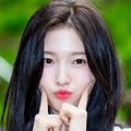 見えそうで見えない…OH MY GIRL・アリン、“大胆ドレス”姿にドキッ！退所後初の投稿が話題【PHOTO】 画像