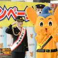 渋谷警察署の1日警察署長に就任した井本彩花