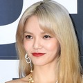 指を噛みながら上目遣い…10年にわたるいじめ問題で脱退した元K-POPアイドル、「艶っぽさ」アピール【PHOTO】 画像