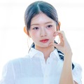 「スタイルえぐい」「限界突破」IVE・レイ、大胆“バックレス”で魅了 画像
