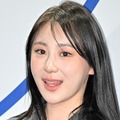 視線釘付けの前屈みSHOT…IZ*ONE出身イ・チェヨン、夏先取りコーデで登場！5月にはONFファンとの衝突で話題 画像