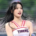 こ、これはスゴイ…韓国21歳チアガール、はだけたユニからド迫力の美スタイル「ナンバーワンです！」【PHOTO】 画像