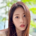 艶やかさは封印…再婚目前の韓国弁護士タレント、講演で見せた“才女モード”【PHOTO】 画像