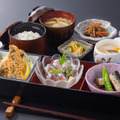 自慢のいわしが楽しめる「旨いわし巴膳」【特別価格】１,３２０円（税込１,４５２円）と３００円お得