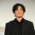 小栗旬「皆さんの勇気となって明日に繋がっていったら」…新型コロナに日本で初めて挑んだ者たちを描く『フロントライン』舞台挨拶 画像