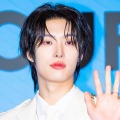 ATEEZ・ミンギ、「眼鏡×タイトシャツ」で“大人の色気”が限界突破！厚い胸板にファン釘付け【PHOTO】 画像
