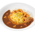 チーズぷりぷりエビのビスクソースカレー（並盛） 990 円