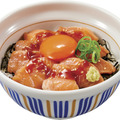 サーモンユッケ丼　並盛（990円）