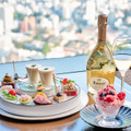 サマーブランチ　12,800円(ルイナール ブラン・ド・ブラン グラスシャンパーニュ付き、税サ込)など