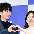 佐藤健＆小芝風花、韓国作品への深い愛情を語る　日本版『私の夫と結婚して』制作発表会に登壇 画像