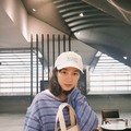 のん、私服コーデでアンニュイな表情！自然体な姿にファン「素敵でかっこいい」「好きすぎる」 画像