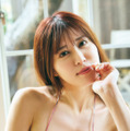 夏実晴香、艶やかで透け感あるランジェリー姿を『FLASH』で大胆に披露！ 画像