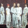 i-dle・ウギも全力応援！NOWZ、1stミニAL『IGNITION』ファンショーケースが大盛況　コラボステージも披露 画像