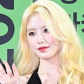 透けてインナーが…i-dle・シュファ、シースルードレスで“妖艶な魅力”を披露「美しすぎます」【PHOTO】 画像
