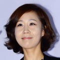 俳優夫と結婚翌年に死別、陰謀論やデマでどん底に…消えた韓国女性タレントを救った“一行のコメント” 画像