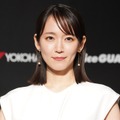 吉岡里帆が純白ドレスで登場、『007』のカーチェイスシーンへの憧れを明かす「いつか自分も」 画像