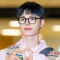 まるで彫刻…“NiziUの弟”NEXZ・ハル、完璧すぎる横顔に「もはや人間国宝」の声！【PHOTO】 画像