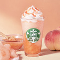 スタバ新作「ヘブンリー ピーチ フラペチーノ」8月1日より登場 画像