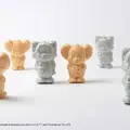 HKDSTOY「トムとジェリー モナカ チョコレート＆チーズ味」4個入（ひつじや謹製）2,160円　TOM AND JERRY and all related characters and elements © & ™ Turner Entertainment Co. (s25)