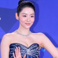 大胆“濡れ場”で話題をさらったチャ・ジュヨン、グラマラスボディ際立つドレス姿で魅了【PHOTO】