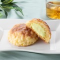 静岡クラウンメロンの芳醇な香り！八天堂、冷やして食べる「くりーむメロンパン」新作が本日発売 画像