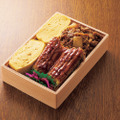 「うな玉・黒毛和牛すき焼き弁当」2,484円(1折)