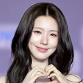 i-dle・ミヨン、佐藤健が手掛けたMVに出演！話題の日本ドラマ『グラスハート』OSTとして注目 画像