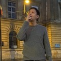 K-POPカップルのパリ喫煙写真が物議「不法であることを知らなかったのか」 画像