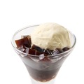 ～バニラアイスのせ～コーヒーゼリー　390円