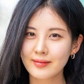 あれ、意外と…少女時代・ソヒョン、ピンクの大胆スイムウェア姿で“グラマー体型”を堂々披露【PHOTO】 画像