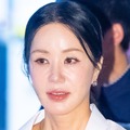 「独身で子どもがいなくてよかったと思ったが、逆に悲しかった」オム・ジョンファ、15年前のがん手術を回想 画像
