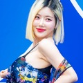 “日本で胸触られ”大騒動に　DJ SODAがファッションイベントに登場！大胆網タイツ衣装で観客魅了【PHOTO】 画像