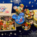 ベルメゾンの「ディズニーデザインおせち」© Disney© Disney.Based on the “Winnie the Pooh” works by A.A. Milne and E.H. Shepard.