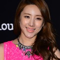 38歳で“1000万円結婚式”も、たった7カ月で超速離婚…韓国元アイドル歌手が歩む新たな道 画像