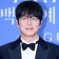 『孤独のグルメ』松重豊と共演の韓国歌手、個人事務所に14年間の“違法運営”疑惑が浮上