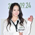休養中の韓国女優、6年ぶりに公に。「変わらない」「脚線美もすごい」の声