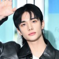Stray Kids・ヒョンジン、ファッションアイコンのオーラ全開！秋先取りのレザースタイルでミラノへ出国【PHOTO】 画像