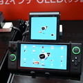 変態すぎるAndroid携帯ゲーム機がTGS2025会場に！！変形構造で２画面OLED 画像