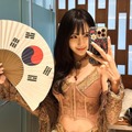 35歳に見えない…韓国の長身レーシングモデル、美スタイル“丸見せ”の大胆衣装に「芸術級」の声【PHOTO】 画像