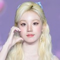 「わぁ、やばい」見えそうで危ういポーズ…i-dle・ウギ、“ギリギリSHOT”に視線クギ付け！【PHOTO】
